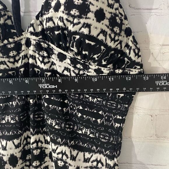 BADGLEY MISCHKA Maya Halter Swimsuit - Picture 6 of 6